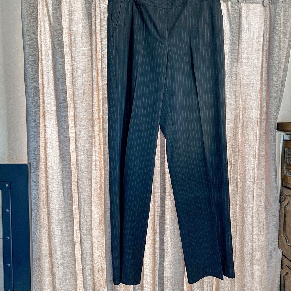 Alfani Black Trousers with Red Pinstripe Size 6